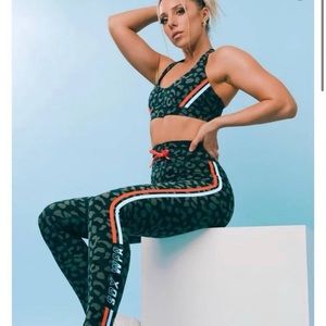 Sarah's Day x WFA White Fox Active Racer Camo Leggings Orange Blue Stripes Ankle